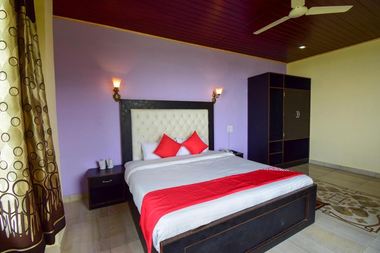 Oyo 43476 Vatika Resort Shimla Eksteriør bilde