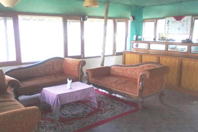 Oyo 43476 Vatika Resort Shimla Eksteriør bilde