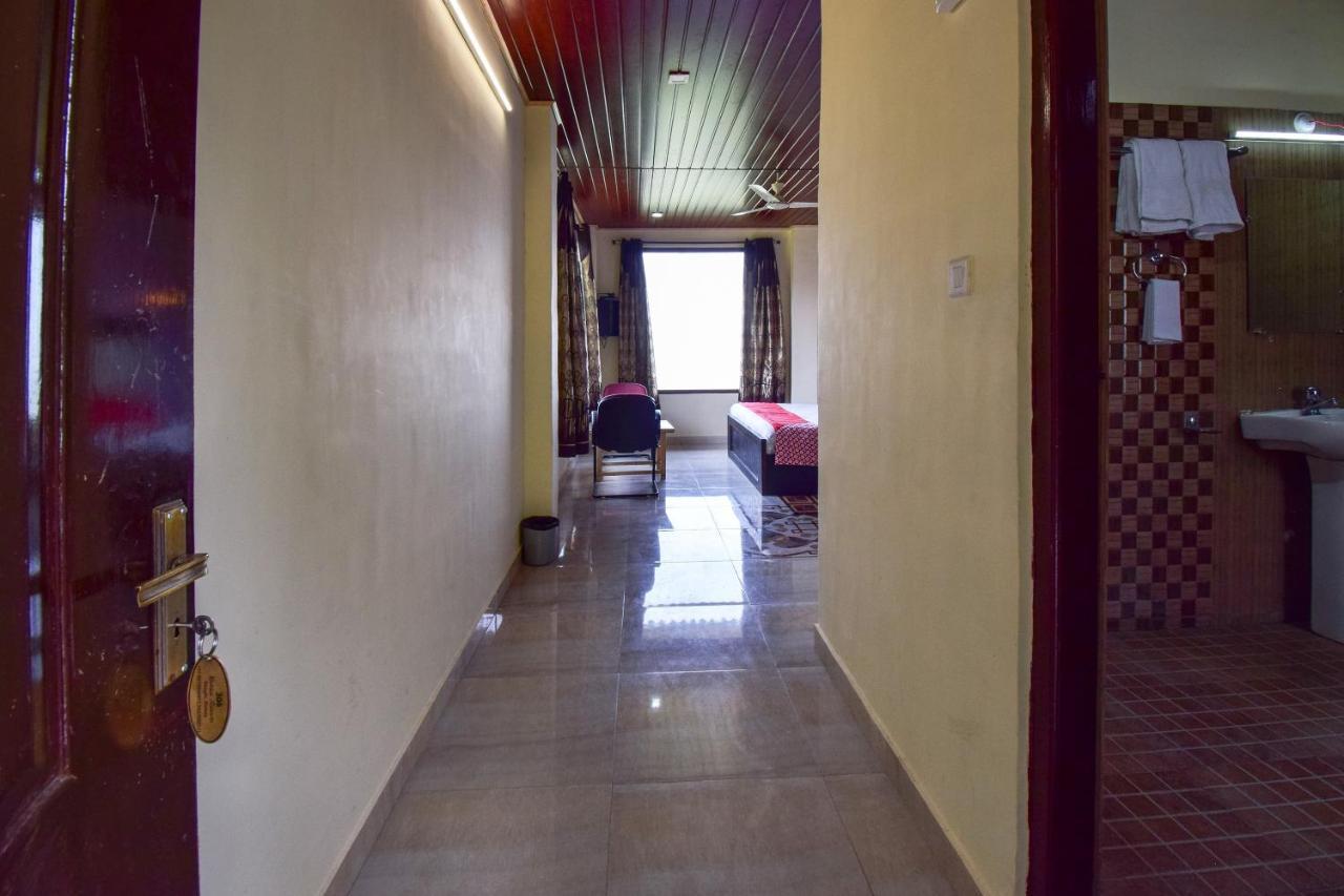 Oyo 43476 Vatika Resort Shimla Eksteriør bilde